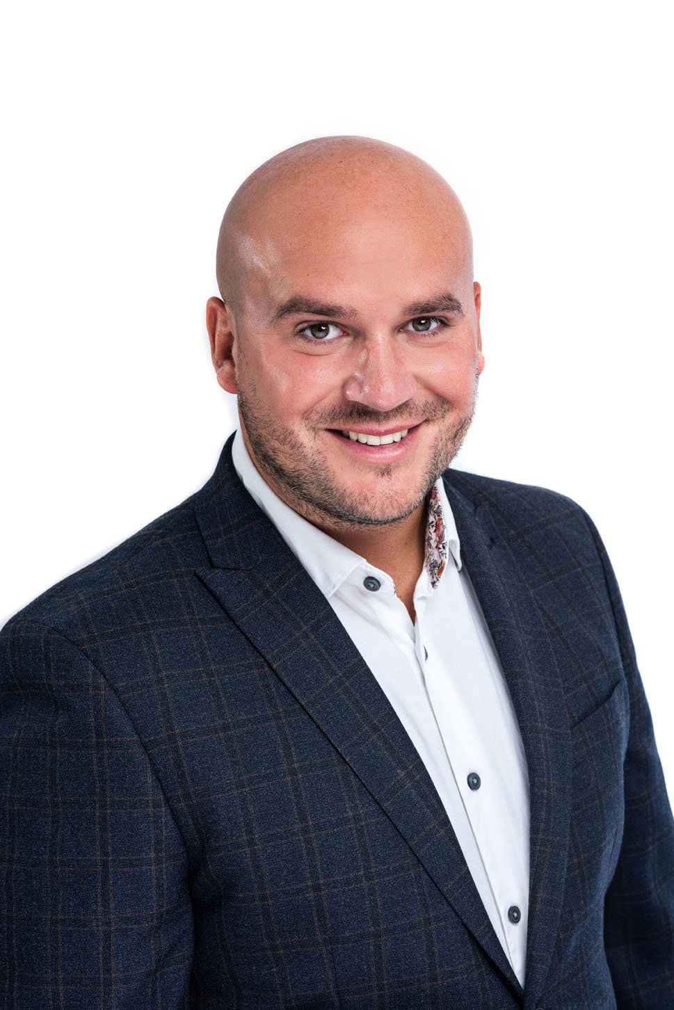 Mathew-pro2col-operations-director